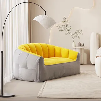 Dizajn elegantan sofe sive boje, ugodno i opuštajuće zakrivljena sofe, elegantan moderan namještaj za dnevni boravak Sofy Do Salonu za dnevni boravak