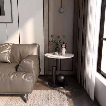 Metalni okrugli stolić Moderan stil Ovalni minimalistički Luksuzni dizajn zlatni stolić Jedinstvene detalje Višenamjenski ukras